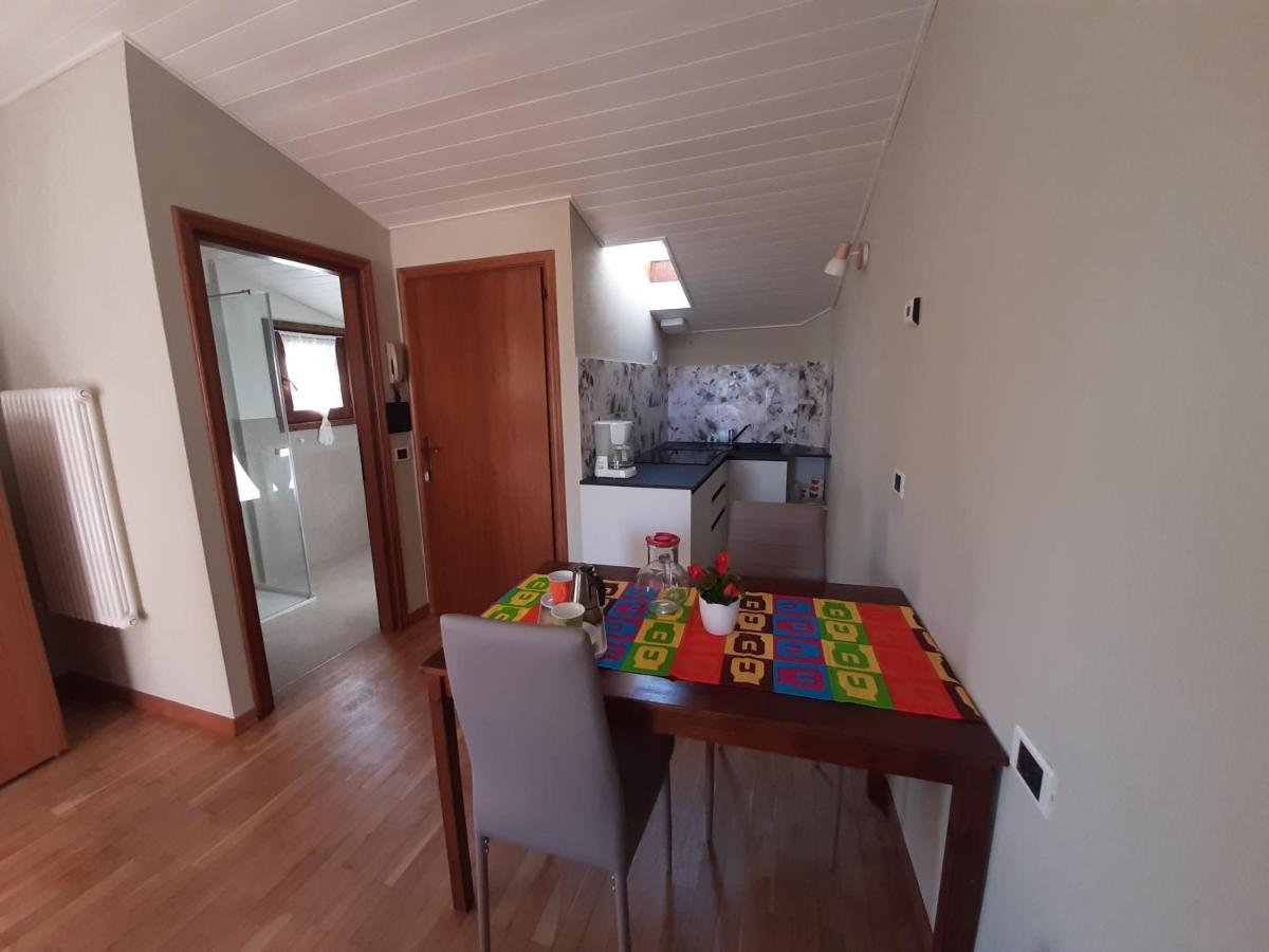 Casa Castel Apartment Gargnano Ngoại thất bức ảnh