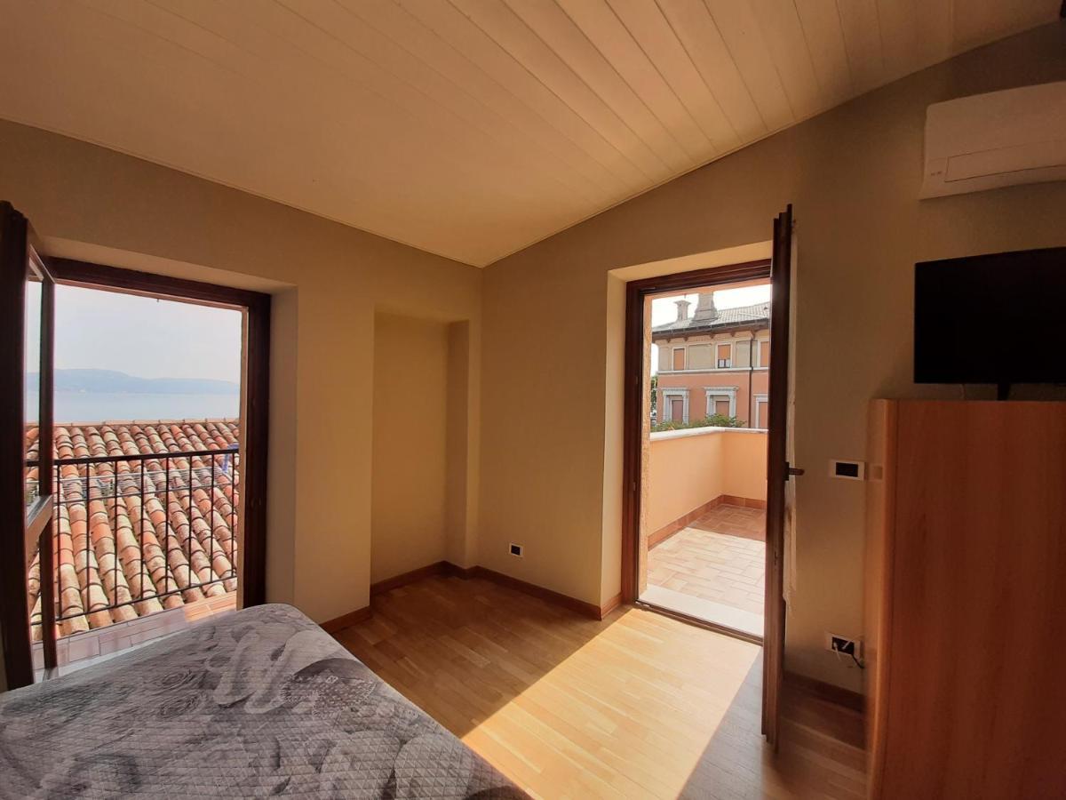 Casa Castel Apartment Gargnano Ngoại thất bức ảnh